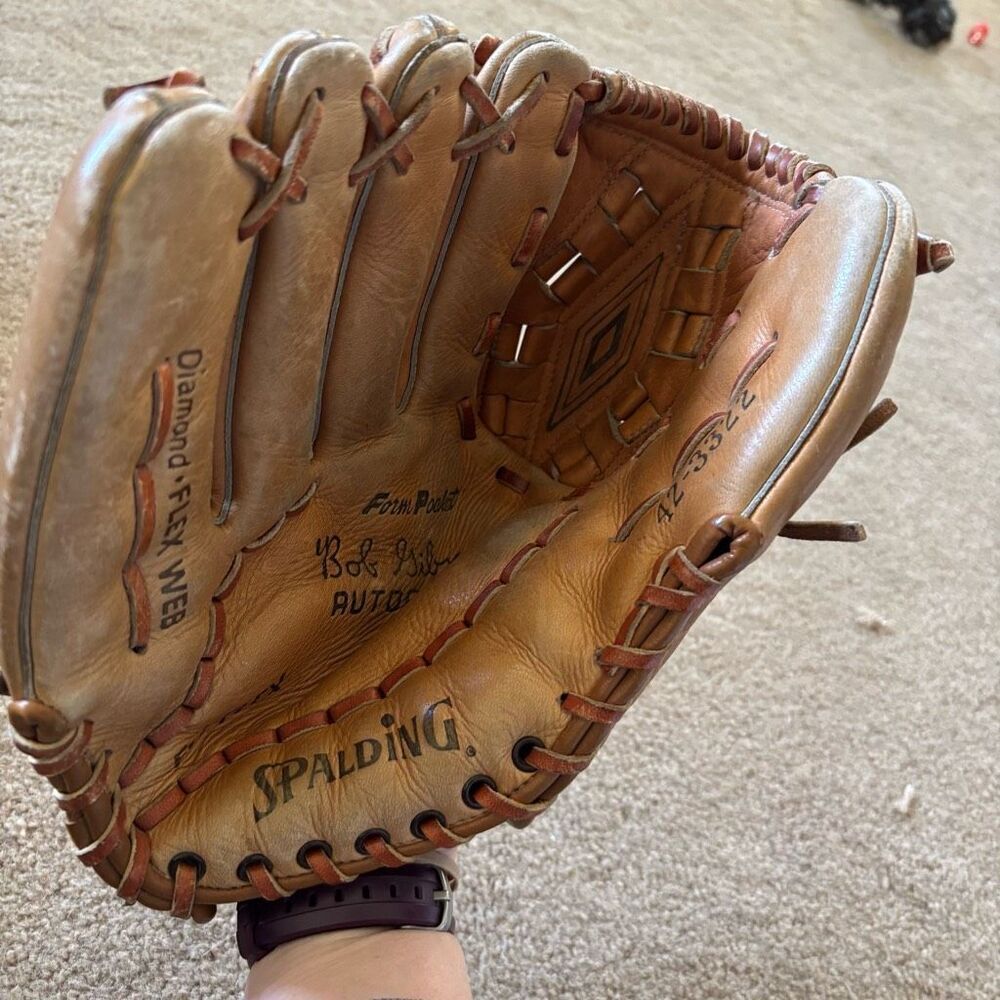Spalding Bob Gibson Model 42-3322 12” LHT Baseball Glove